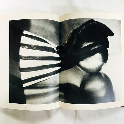 sheila metzner: form and fashion / シーラ・メツナー写真集