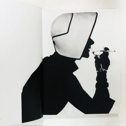 ディオールの帽子「Dior Hat: from Christian Dior to Stephen Jones」