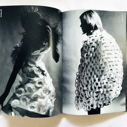 エマニュエル・ウンガロ作品集「UNGARO」