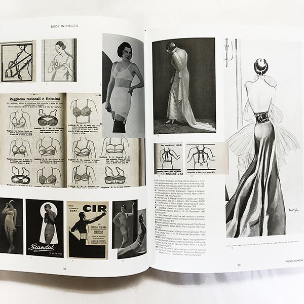 Fashion at the Time of Fascism【新本】ﾌｧｼｽﾞﾑ期のｲﾀﾘｱﾓﾀﾞﾆｽﾞﾑﾌｧｯｼｮﾝ