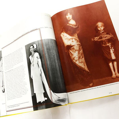 モデルとランウェイの歴史「Catwalking: A History of the Fashion Model」