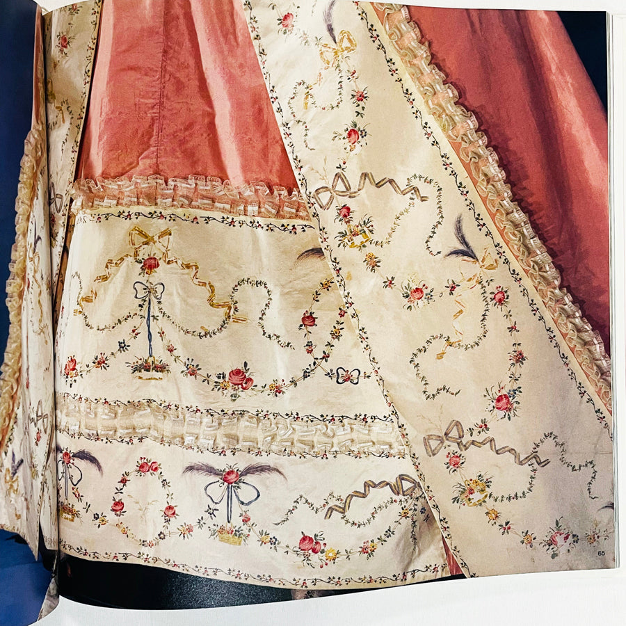 Revolution in Fashion 1715-1815 / ファッションの革命