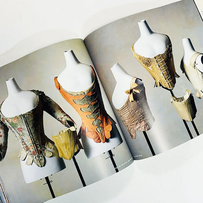 Revolution in Fashion 1715-1815 / ファッションの革命