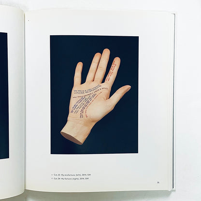Gillian Wearing and Claude Cahun / ジリアン・ウェアリングとクロード・カーアン