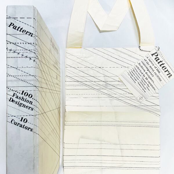 10人のキュレーターによる100人のデザイナー「Pattern: 100 Fashion Designers, 10 Curators」
