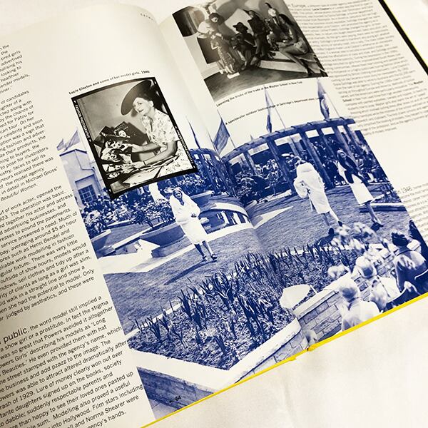モデルとランウェイの歴史「Catwalking: A History of the Fashion Model」