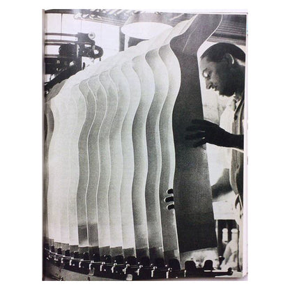 Nylon: The Story of a Fashion Revolution（ナイロンの歴史）