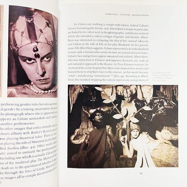 【新本】Exist Otherwise: The Life and Works of Claude Cahun / クロード・カーアンの生涯と作品