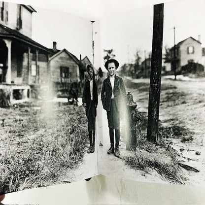 Lewis W. Hine: America at Work / ルイス・ハイン写真集【ｼｭﾘﾝｸ未開封新本】