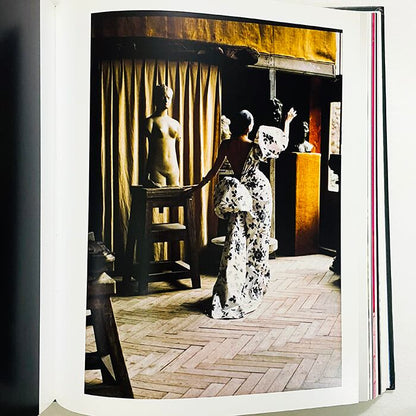 イヴ・サンローラン作品集「Yves Saint-Laurent」2010年プティ・パレでの展覧会