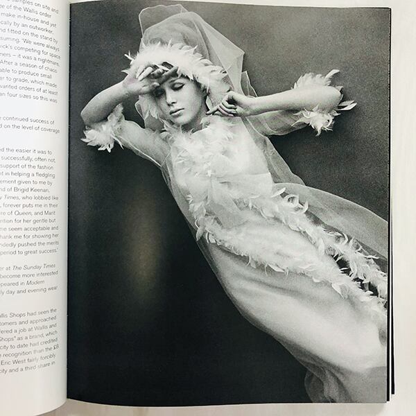 ジョン・ベイツ作品集「John Bates: Fashion Designer」