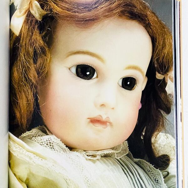 アンティーク・ドールの歴史的名品「Classic Dolls」